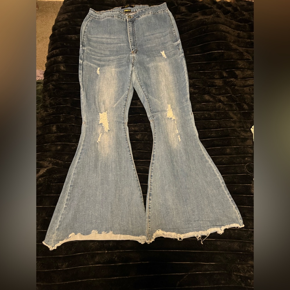 High waisted bell bottom jeans